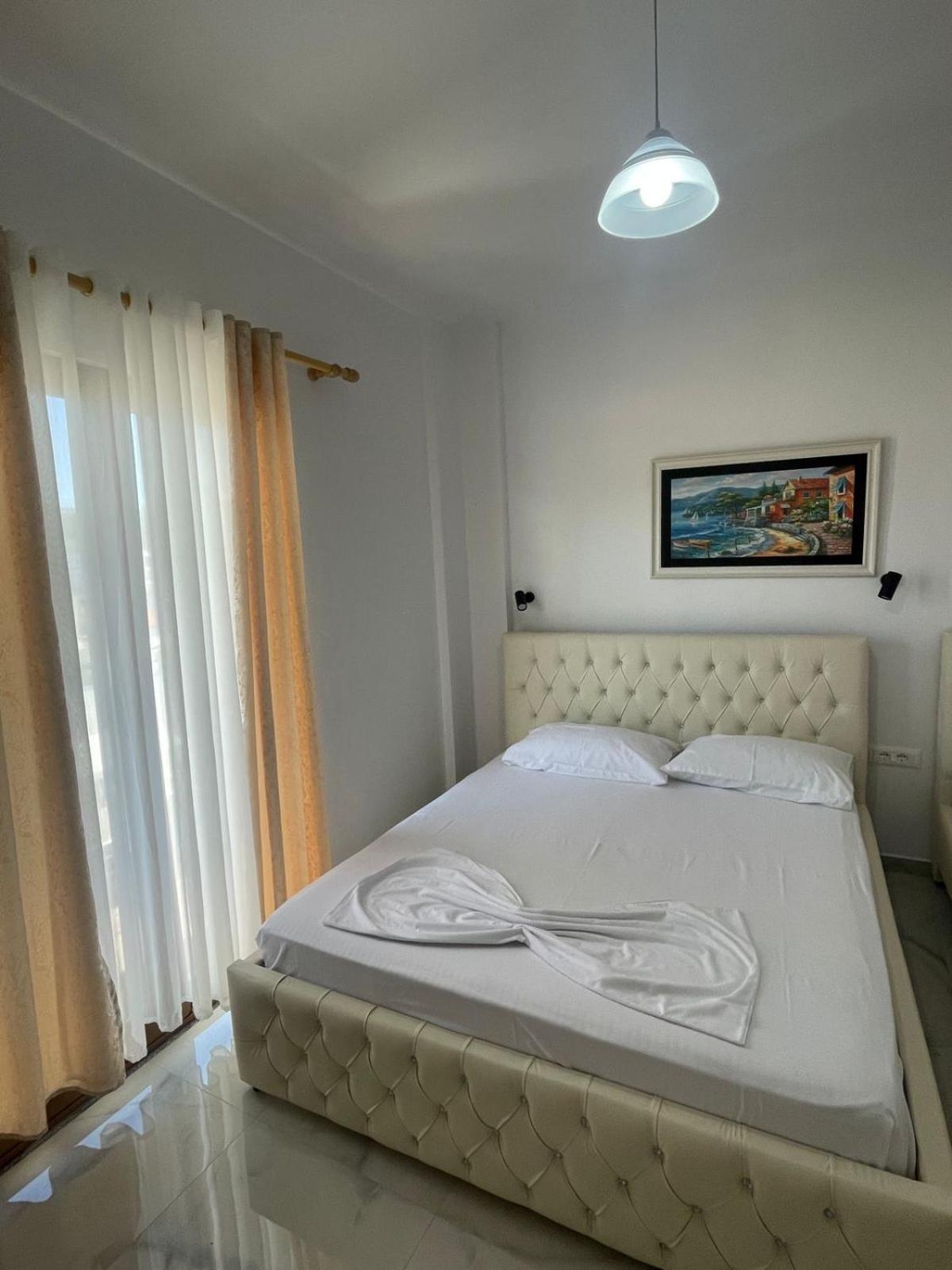 Vila Hergi Sarande Exterior photo
