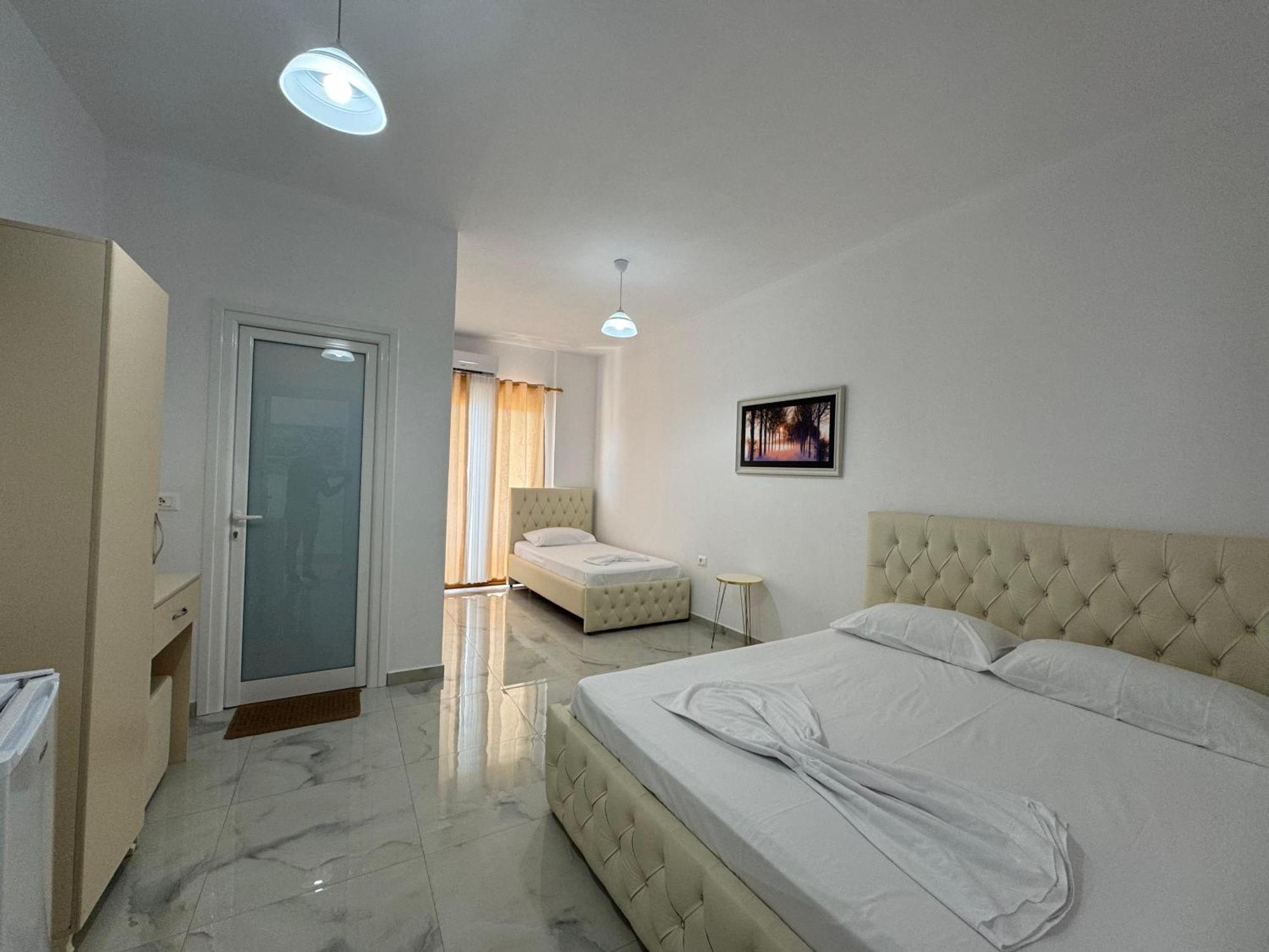 Vila Hergi Sarande Exterior photo